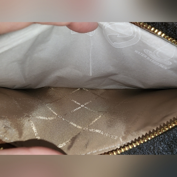 Michael KORS Jet Set Travel‎ Tan/brown Wristlet - Picture 10 of 11